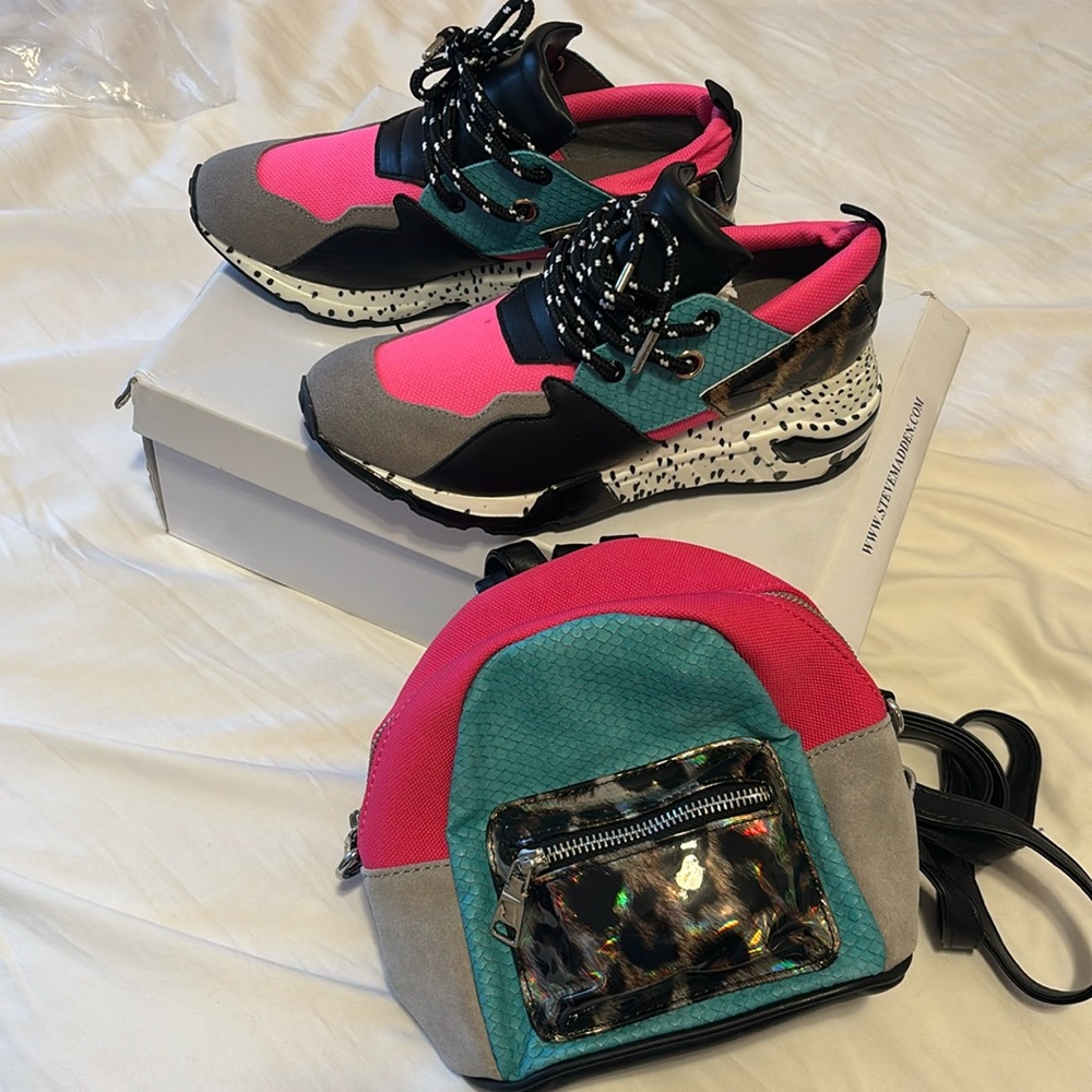 SELLING ONLY AS A SET